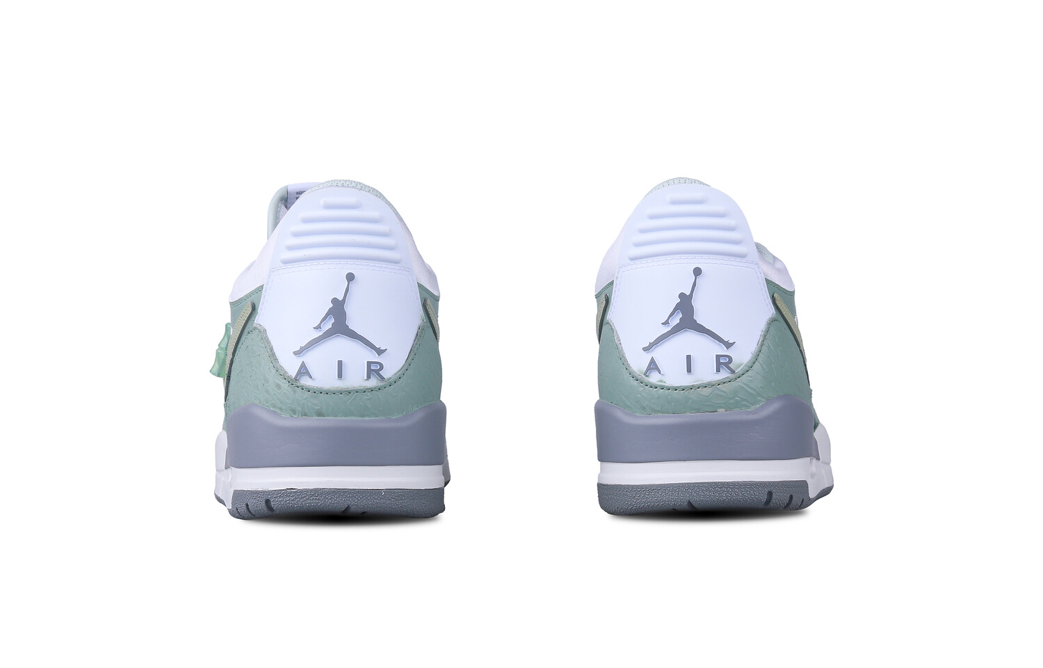 

Кроссовки Jordan Legacy 312 Skateboarding Shoes Men Low-top White, зеленый
