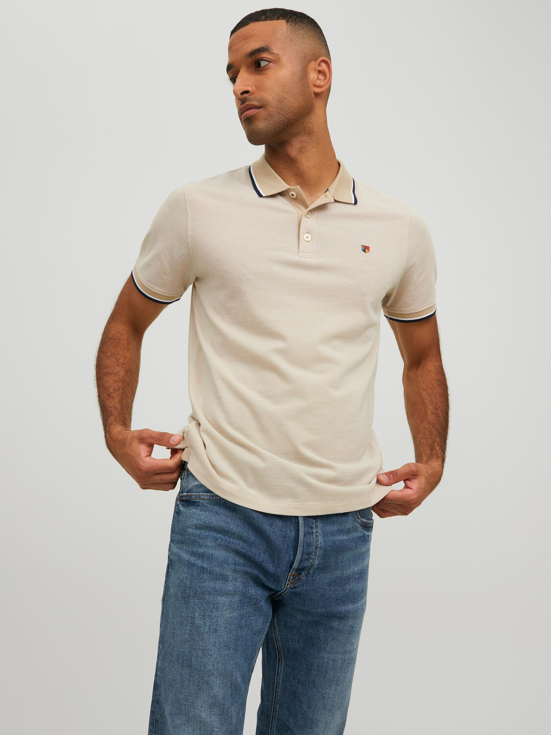 

Футболка Jack & Jones Pique Kurzarm Hemd Basic JPRBLUWIN, белый
