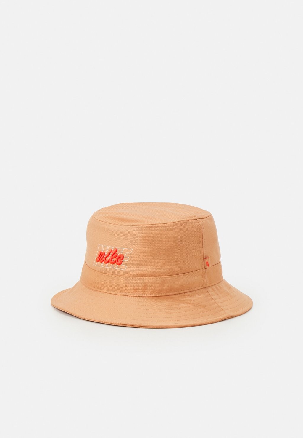 

Шляпа Nike