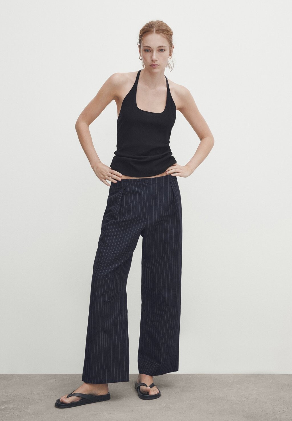 

Топ Massimo Dutti, черный