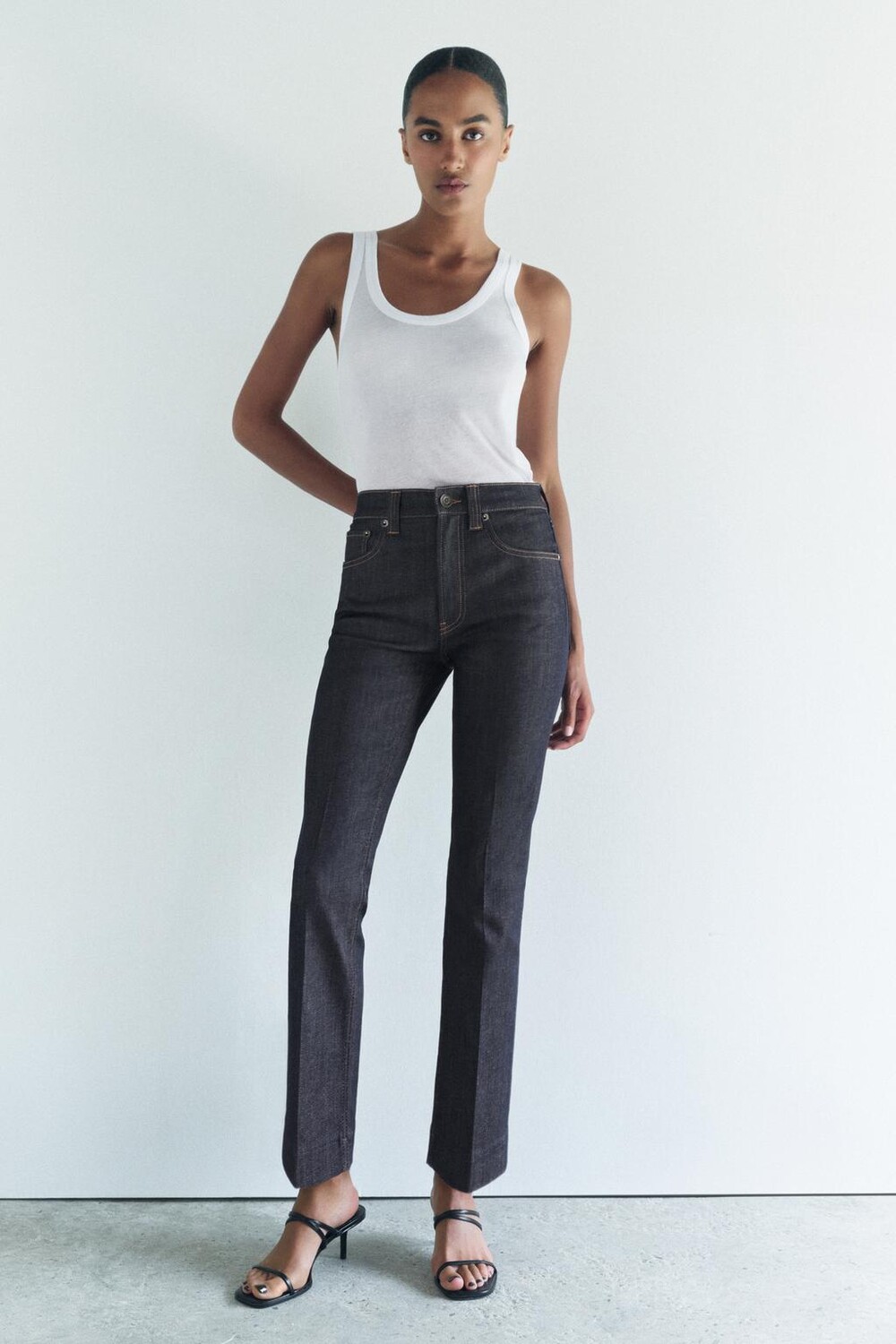 

Укороченные джинсы bootcut с высокой талией ZARA, синий