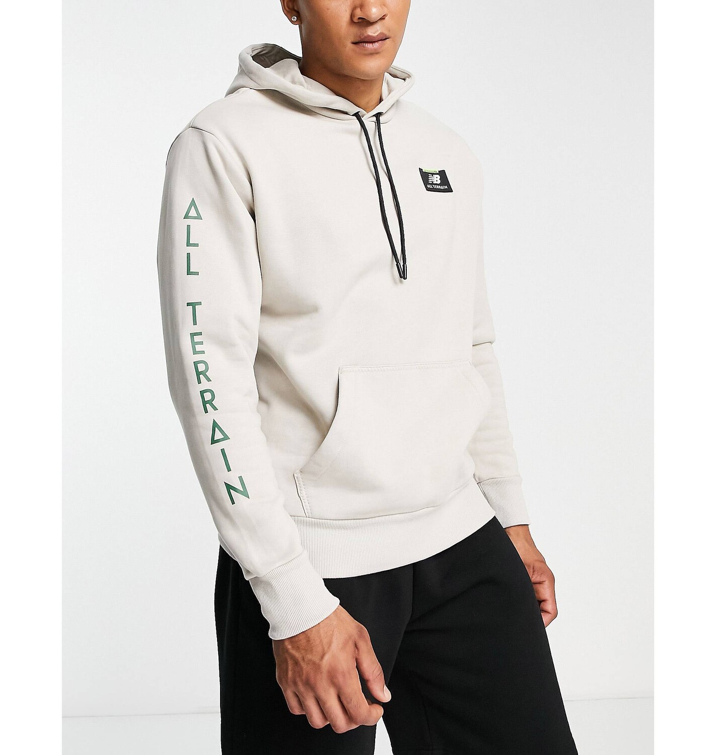 

Худи New Balance All Terrain из камня, Белый