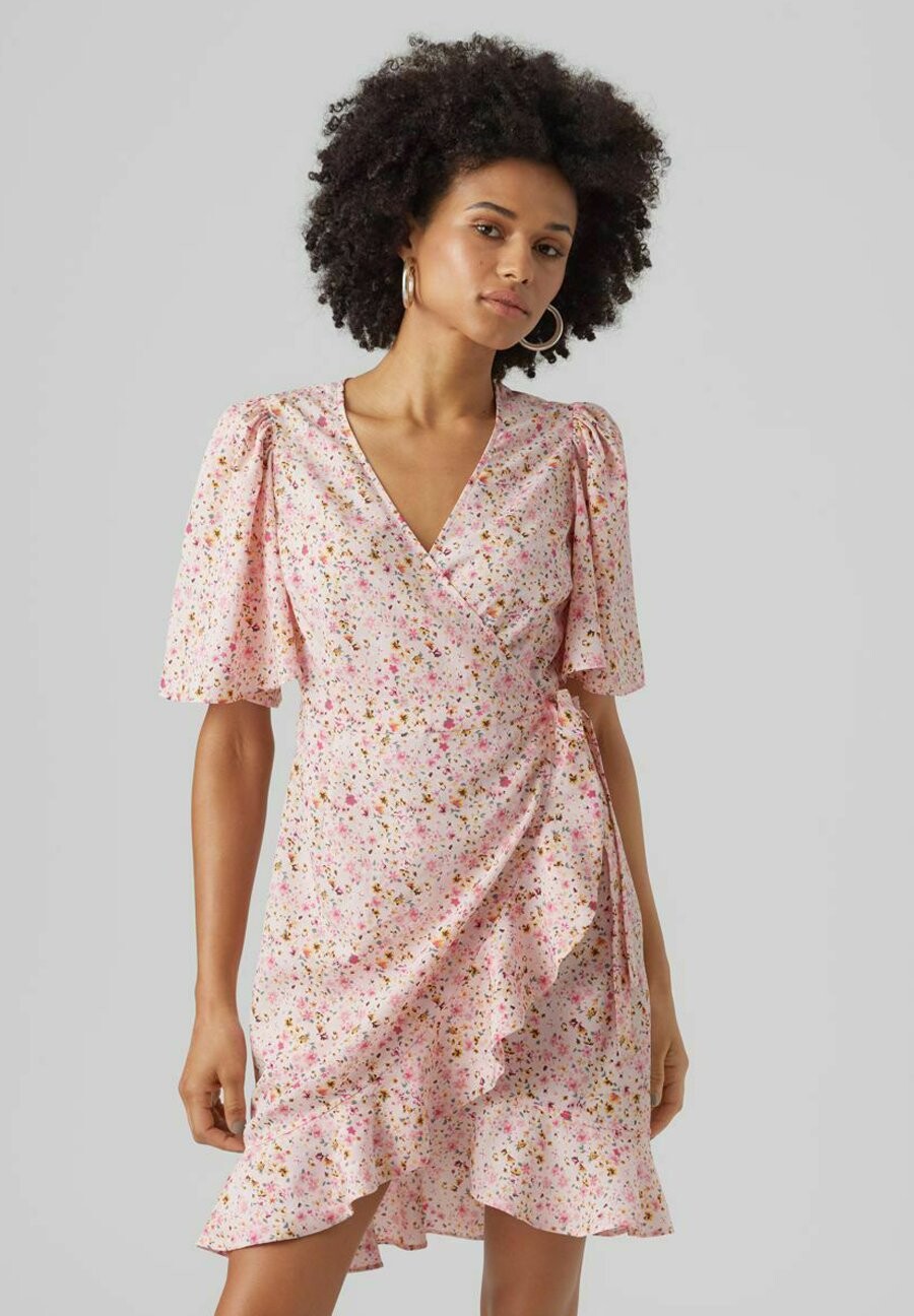 

Летнее платье Vero Moda, розовый