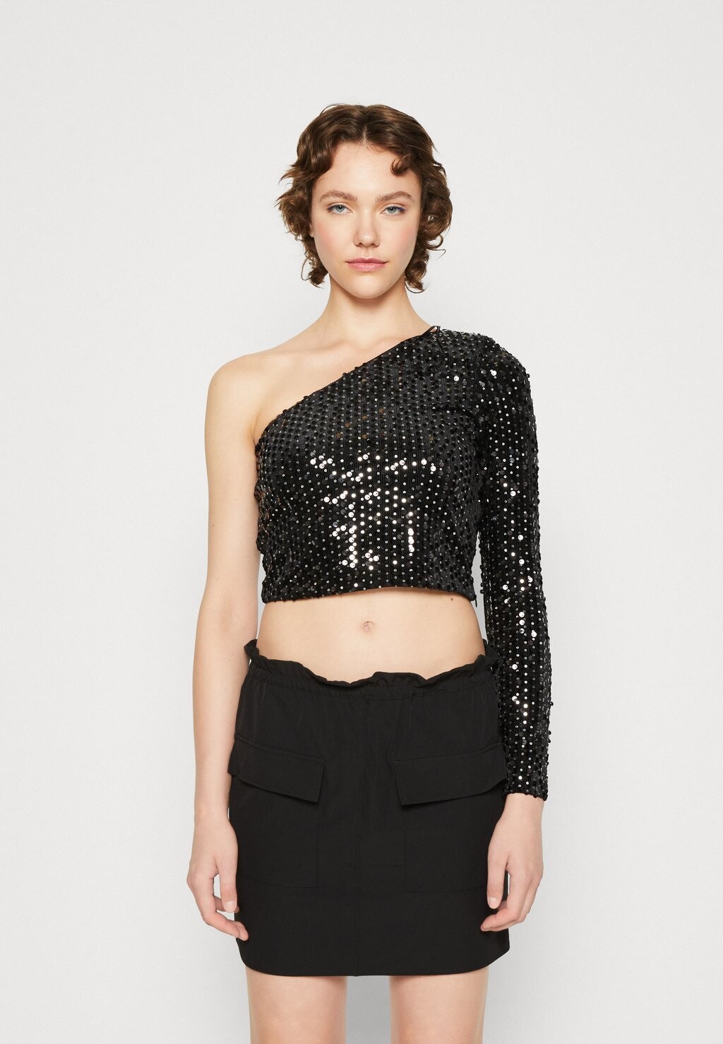 

Футболка с длинным рукавом Onllucy Oneshoulder ONLY, черный