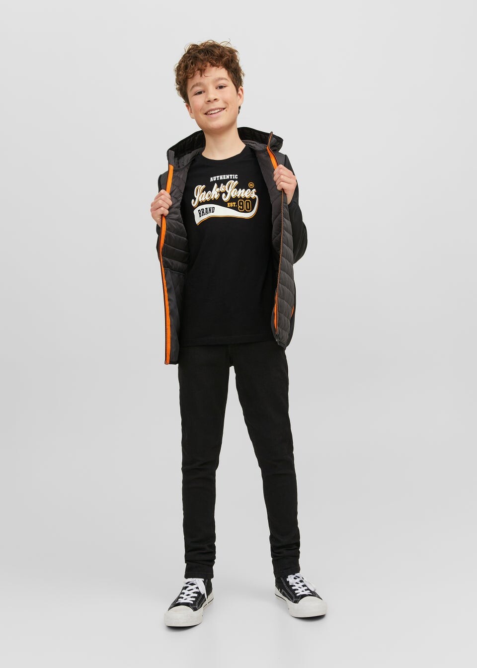 

Jack and Jones Черная футболка с логотипом Junior (6–16 лет)