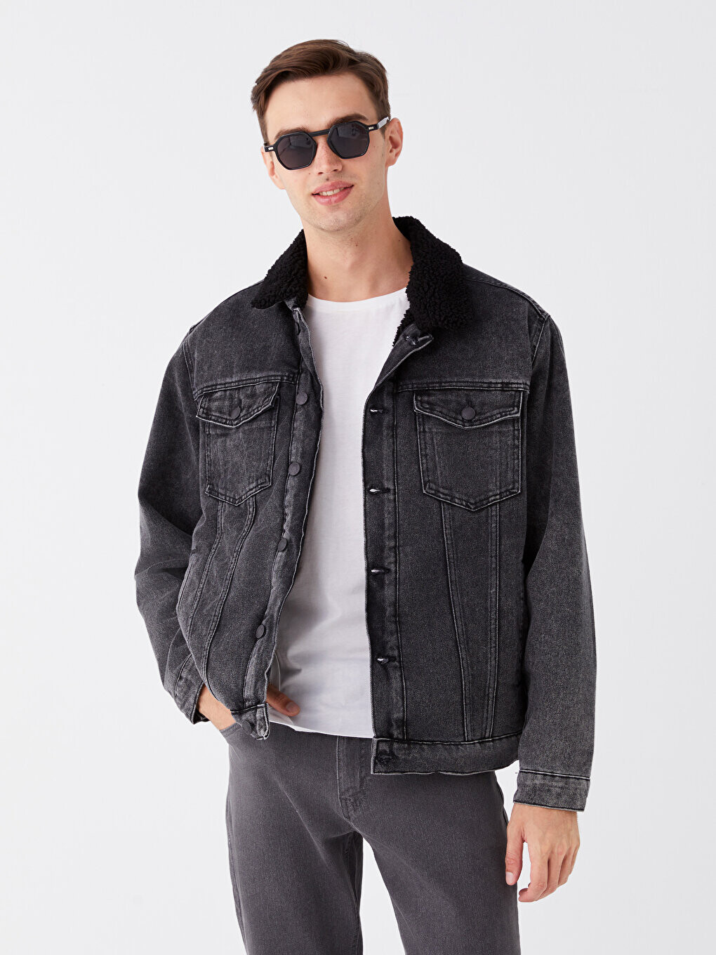 

Удобная мужская джинсовая куртка LCW Jeans, черное родео