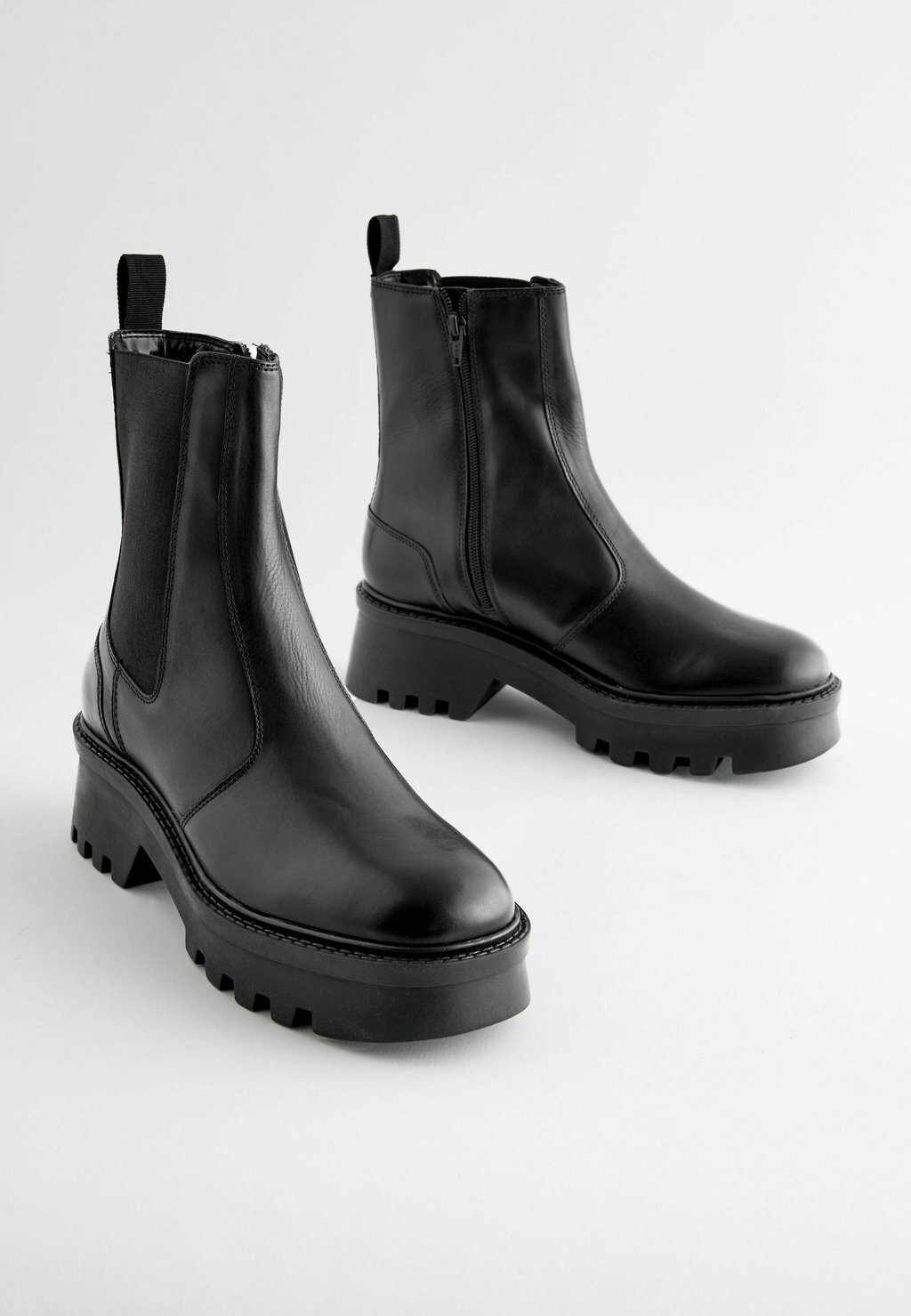 

Ботильоны на платформе FOREVER COMFORT CHUNKY Next, черный