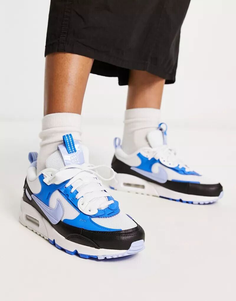 

Виниловые кроссовки Nike Air Max 90 Futura белого и кобальтового цвета