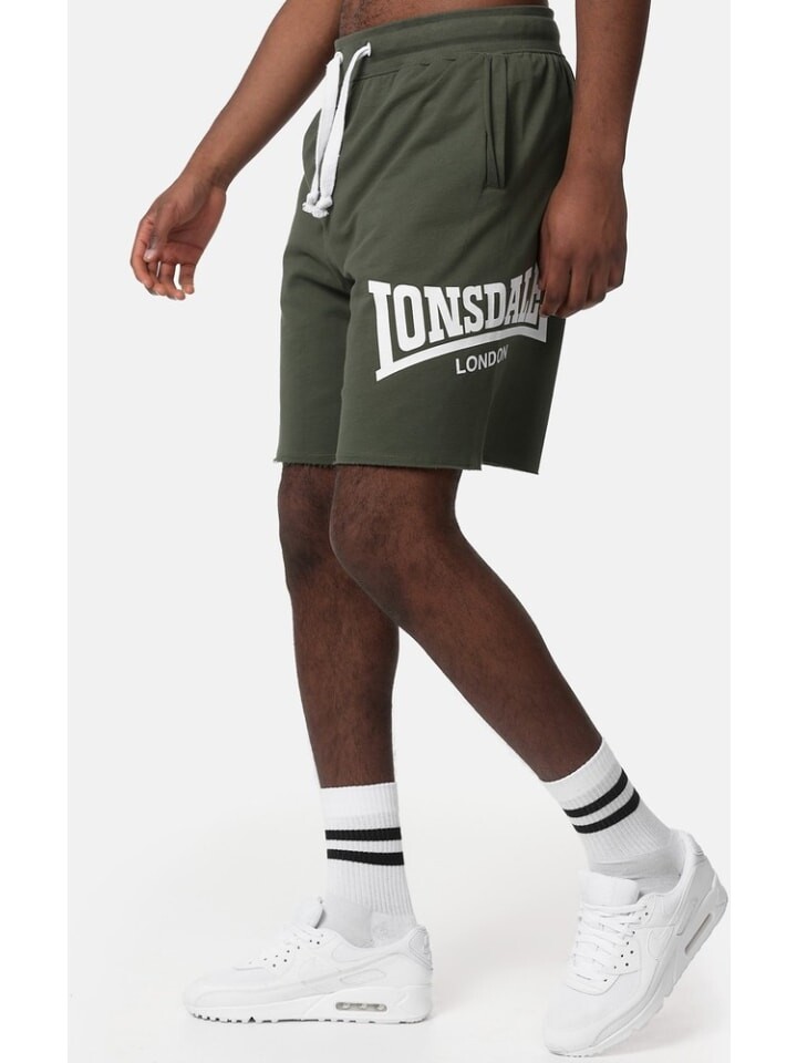 

Тканевые шорты Lonsdale, зеленый