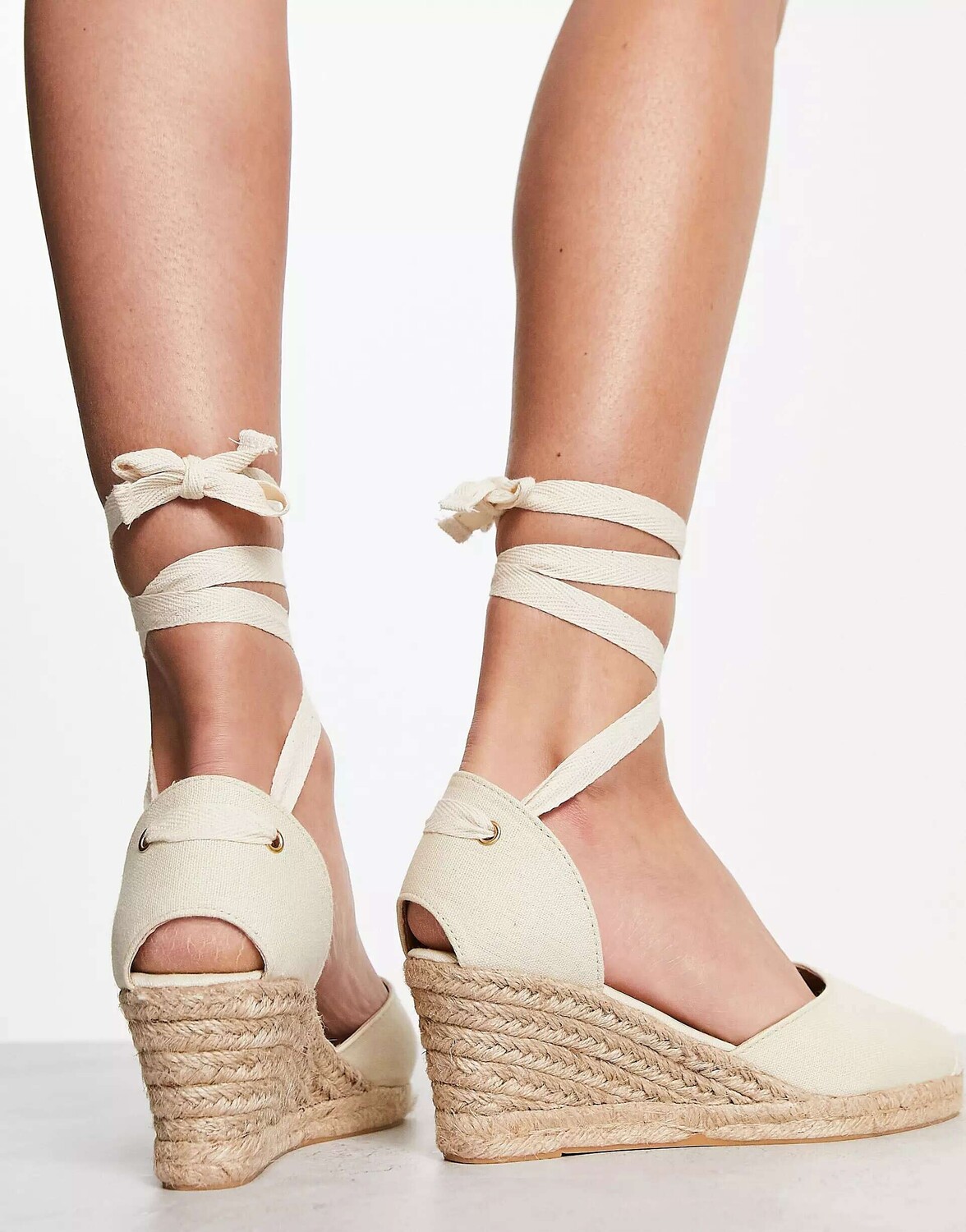 

Эспадрильи на танкетке London Rebel Wide Fit цвета экрю London Rebel