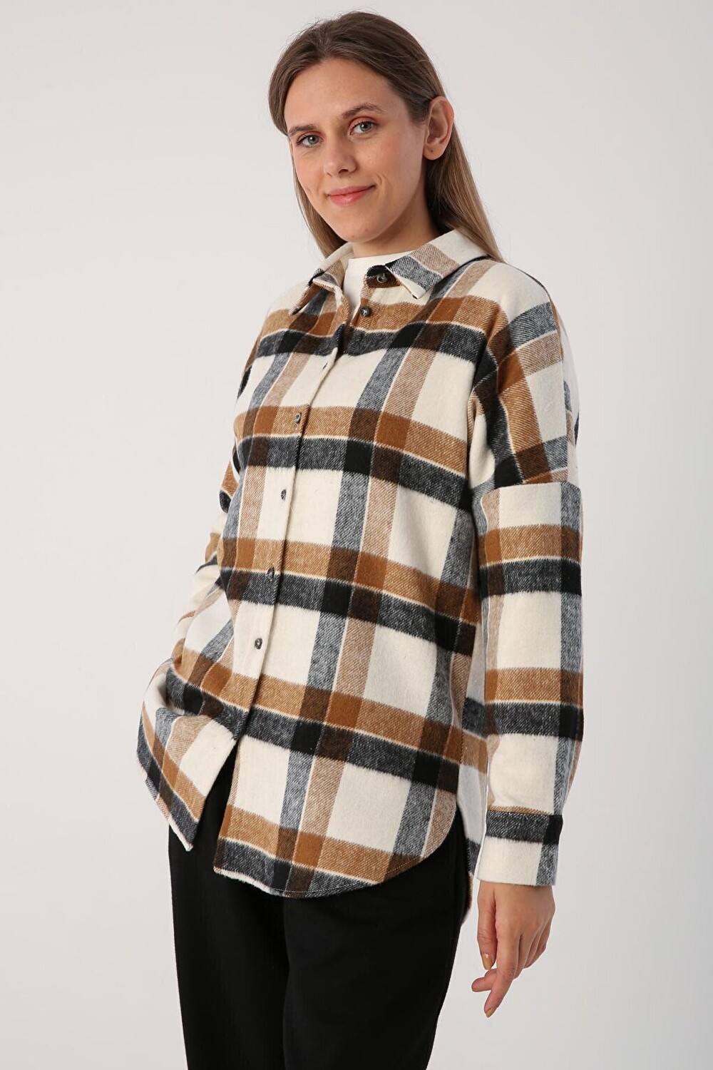 

Туника-рубашка Oversize Lumberjack цвета экрю-горчицы ALL DAY
