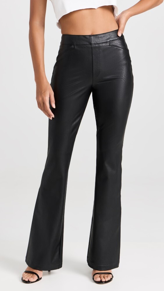 

Брюки SPANX Leather-Like Flare