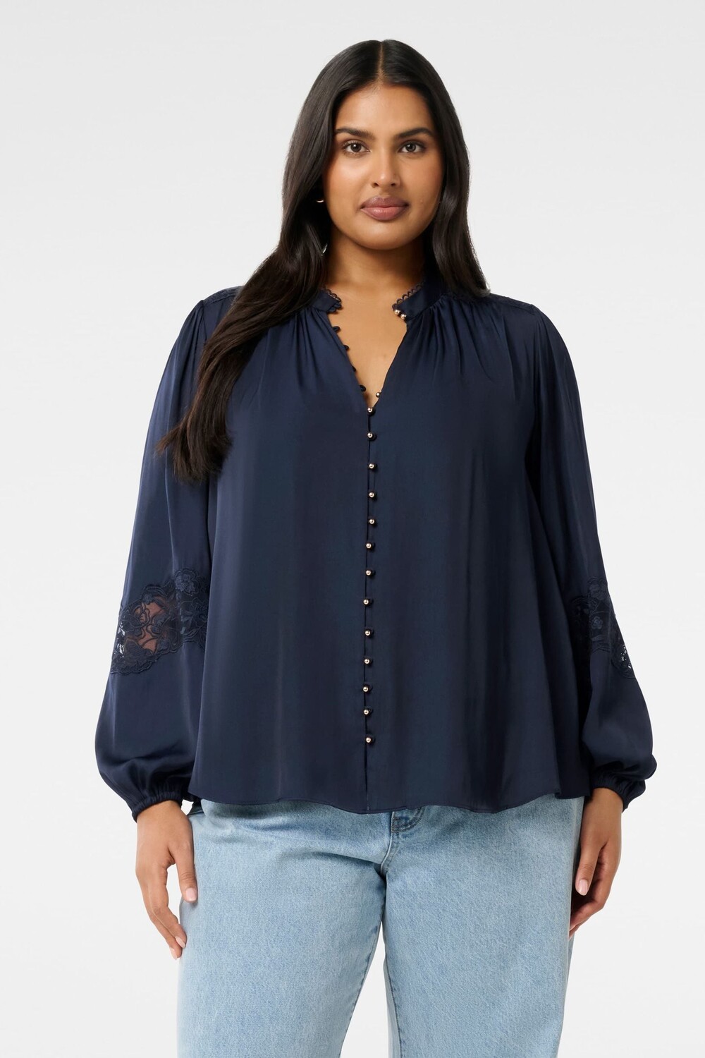 

Кружевная блузка Annalise Curve Forever New, синий