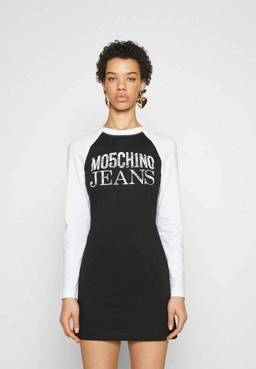 

Повседневное платье Moschino, черно-белый