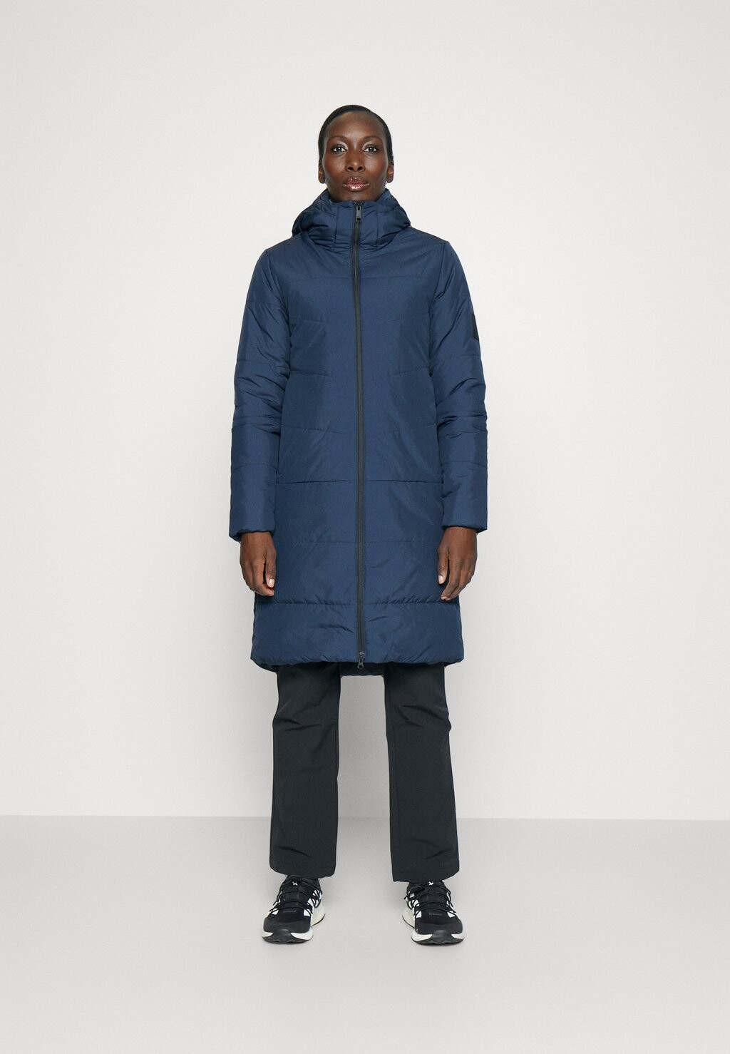 

Зимнее пальто Jack Wolfskin, синий