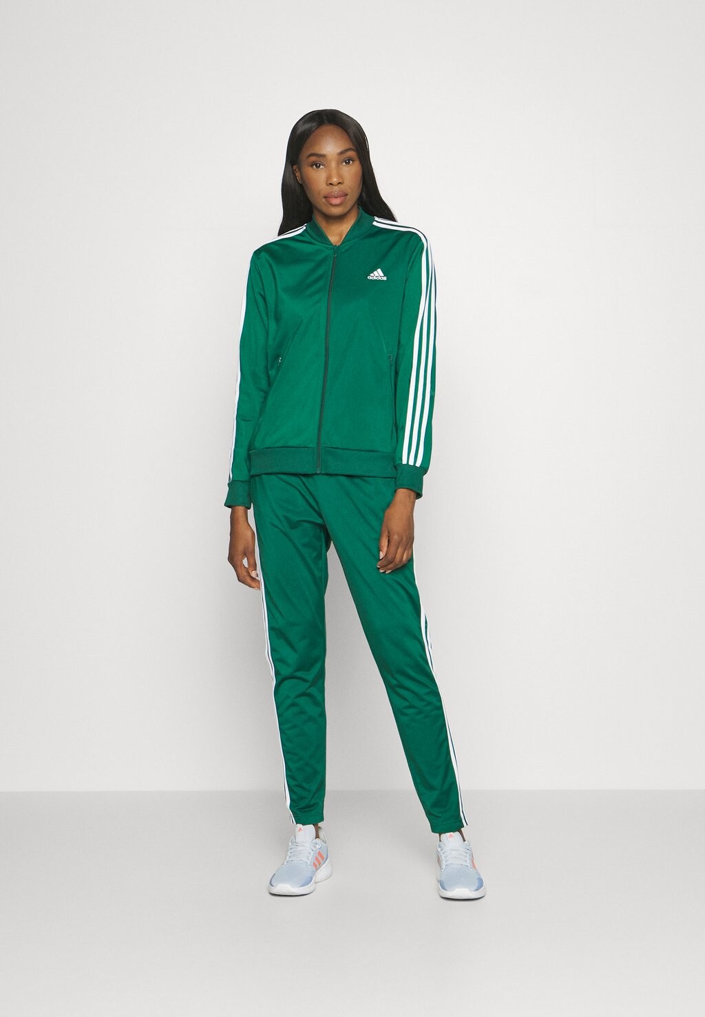 

Спортивный костюм Adidas, Зеленый