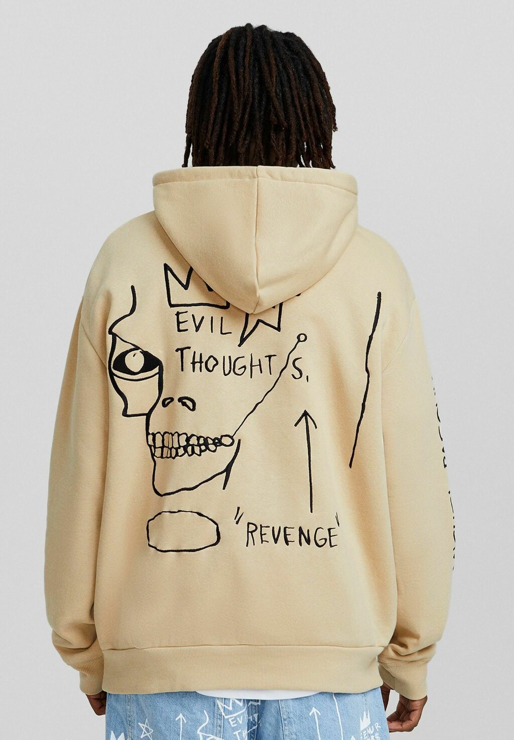 

Худи Bershka