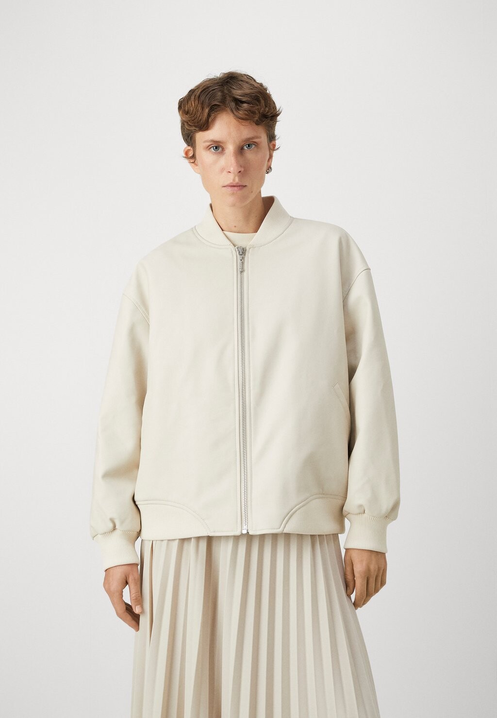 

Куртка из синтетической кожи ONLY ONLMOLLY JACKET, цвет pumice stone