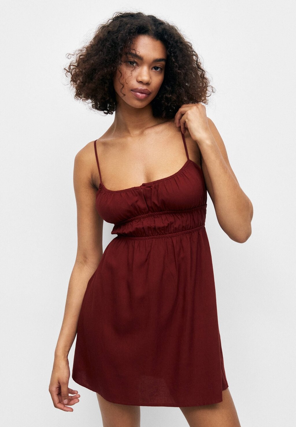 

Летнее платье PULL&BEAR