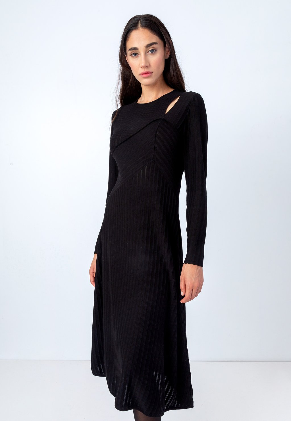 цена Трикотажное платье Ivko, черный