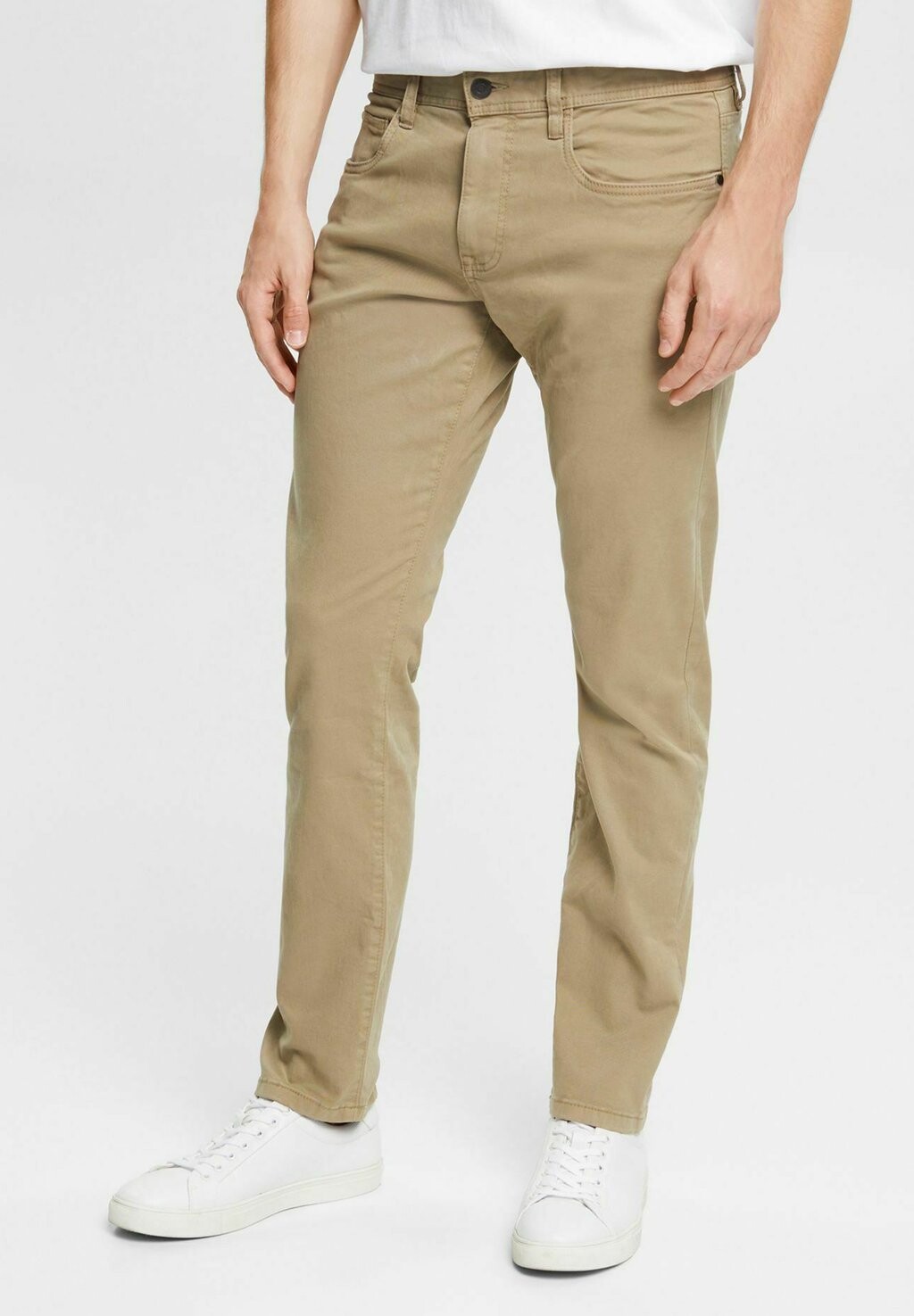 

Джинсы облегающего кроя Esprit