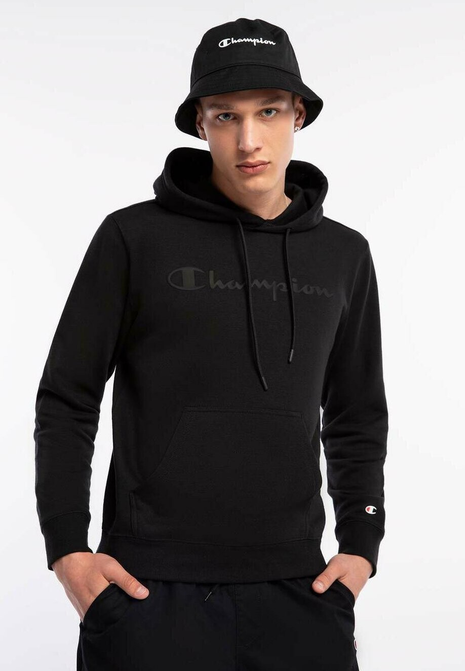 

Худи Champion