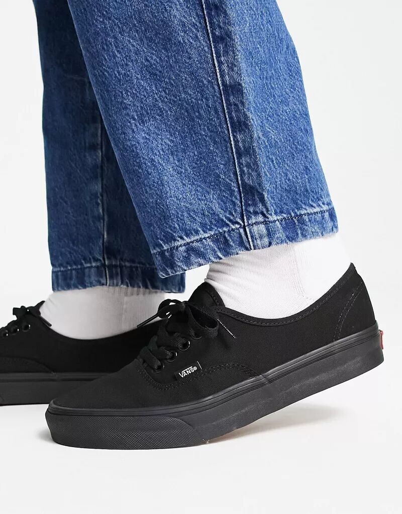 

Тканевые туфли Vans Authentic тройного черного цвета