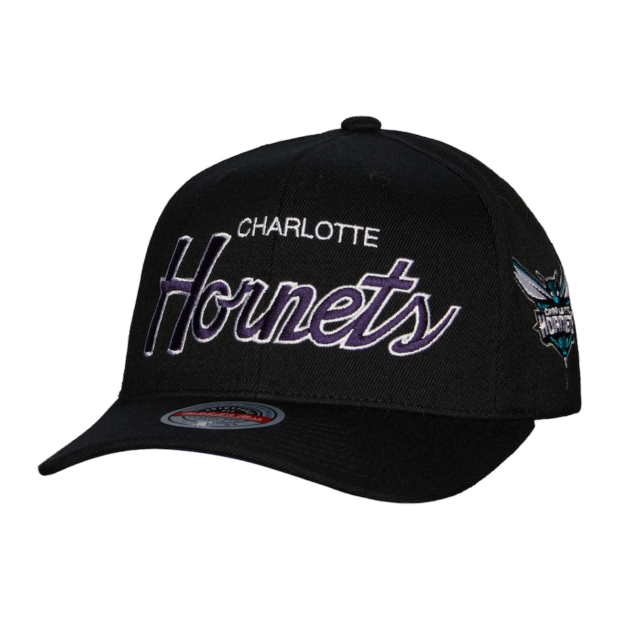 

Бейсболка Mitchell & Ness Charlotte Hornets, черный