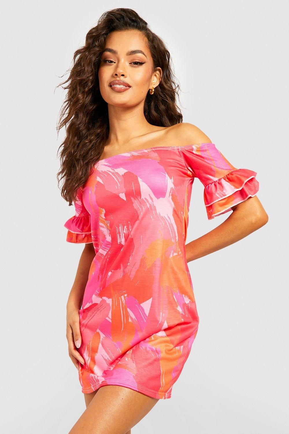 

Абстрактное платье с открытыми плечами Boohoo, розовый