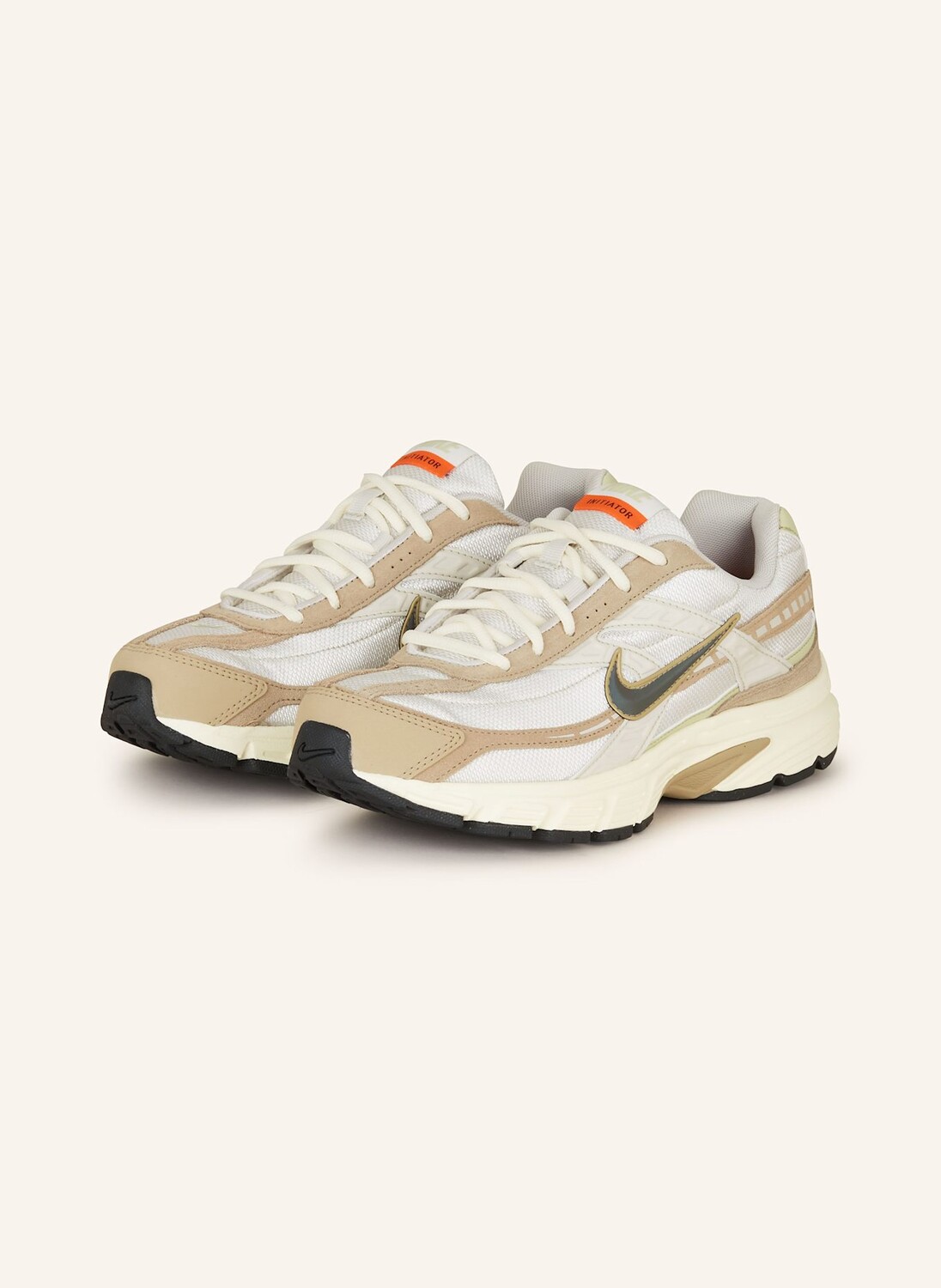 

Инициатор кроссовок Nike, бежевый