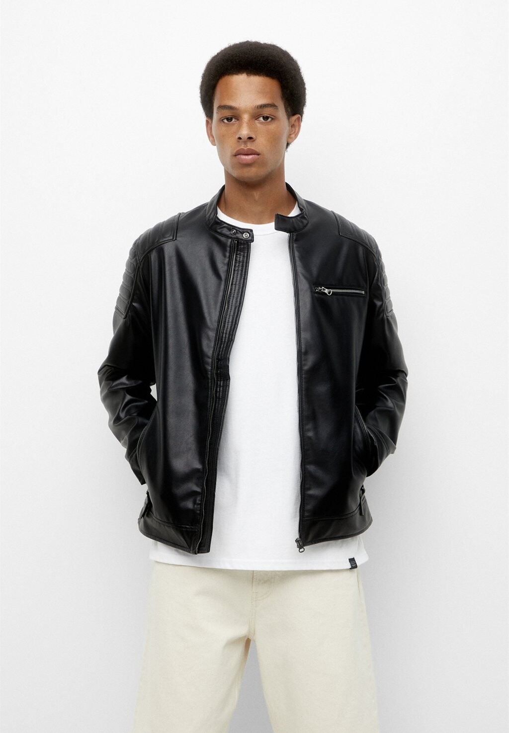 

Куртка из искусственной кожи Basic-Biker PULL&BEAR, черный