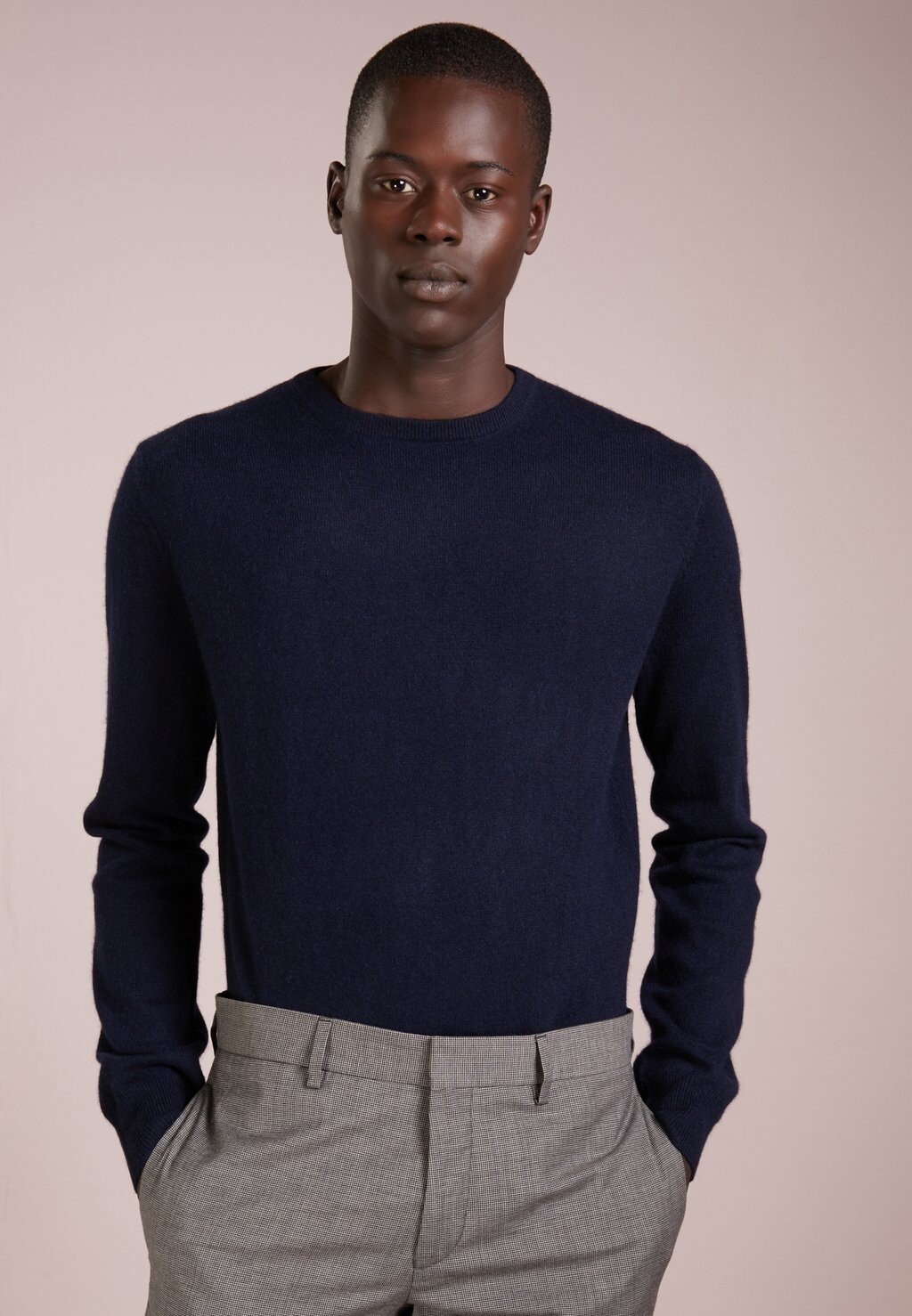

Джемпер МУЖСКОЙ КРУГЛЫЙ ВЫРЕЗ pure cashmere, темно-синий