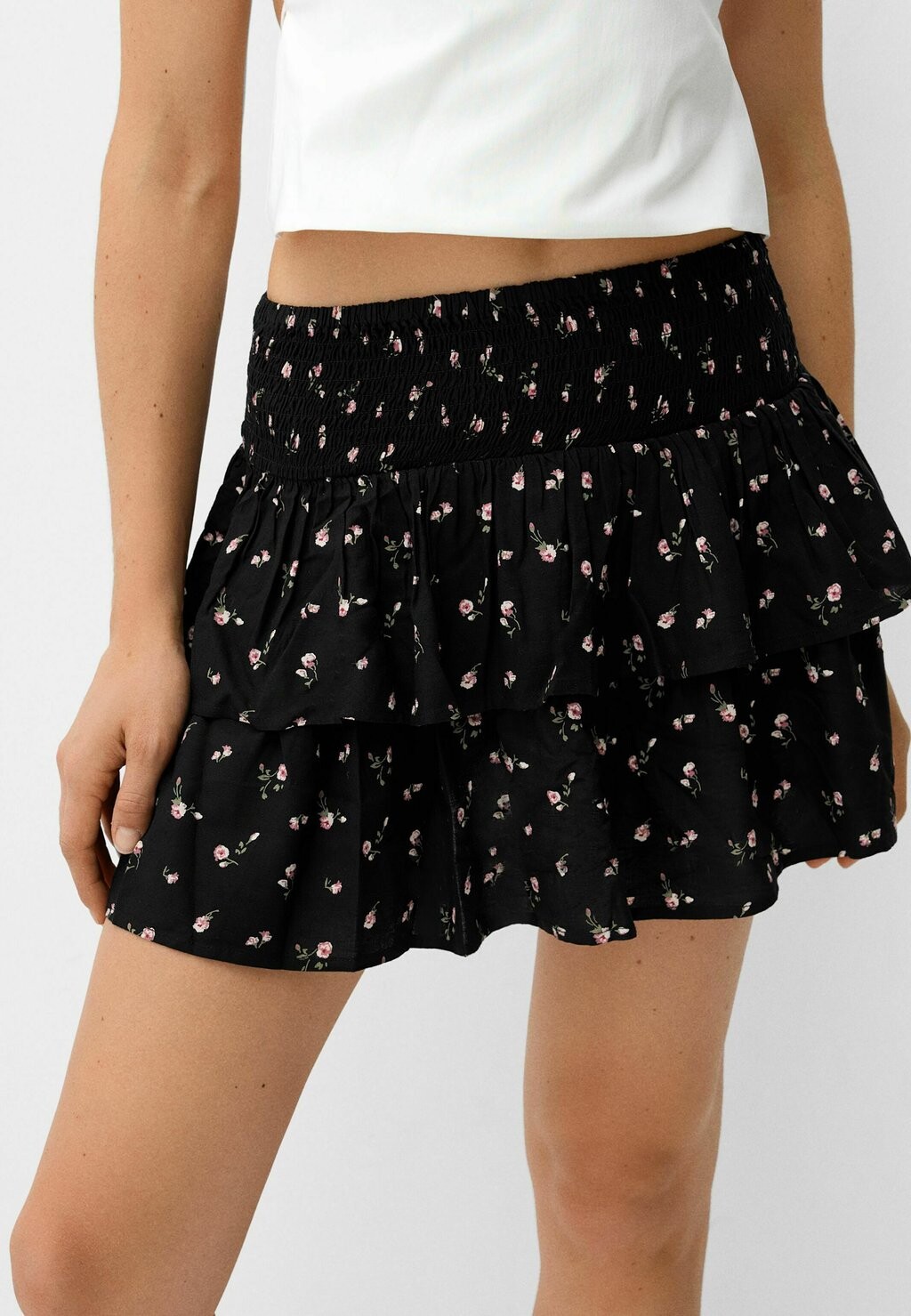 

Юбка А-силуэта RUFFLED WITH ELASTICATED WAIST Bershka, черный