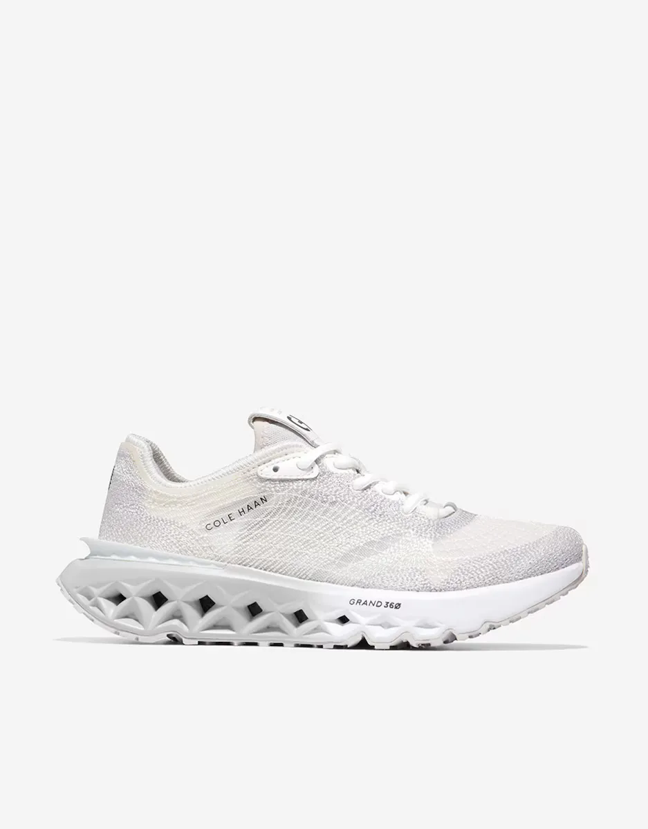 

Женская спортивная обувь из смешанных материалов на шнуровке Cole Haan, серый