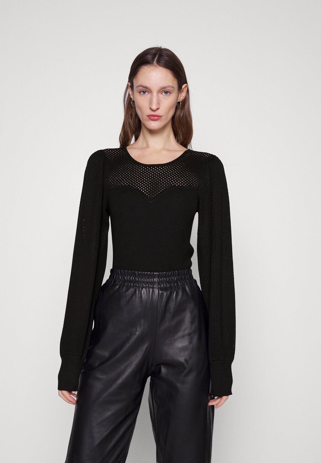 

Джемпер DKNY, черный