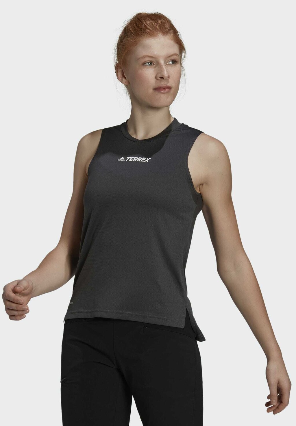 

Топ Adidas, черный