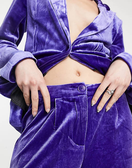 Широкие бархатные брюки фиолетового цвета Only цена и фото