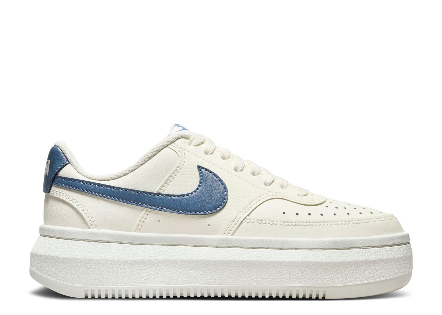 

Кроссовки Nike Wmns Court Vision Alta 'Sail Diffused Blue', кремовый, Бежевый