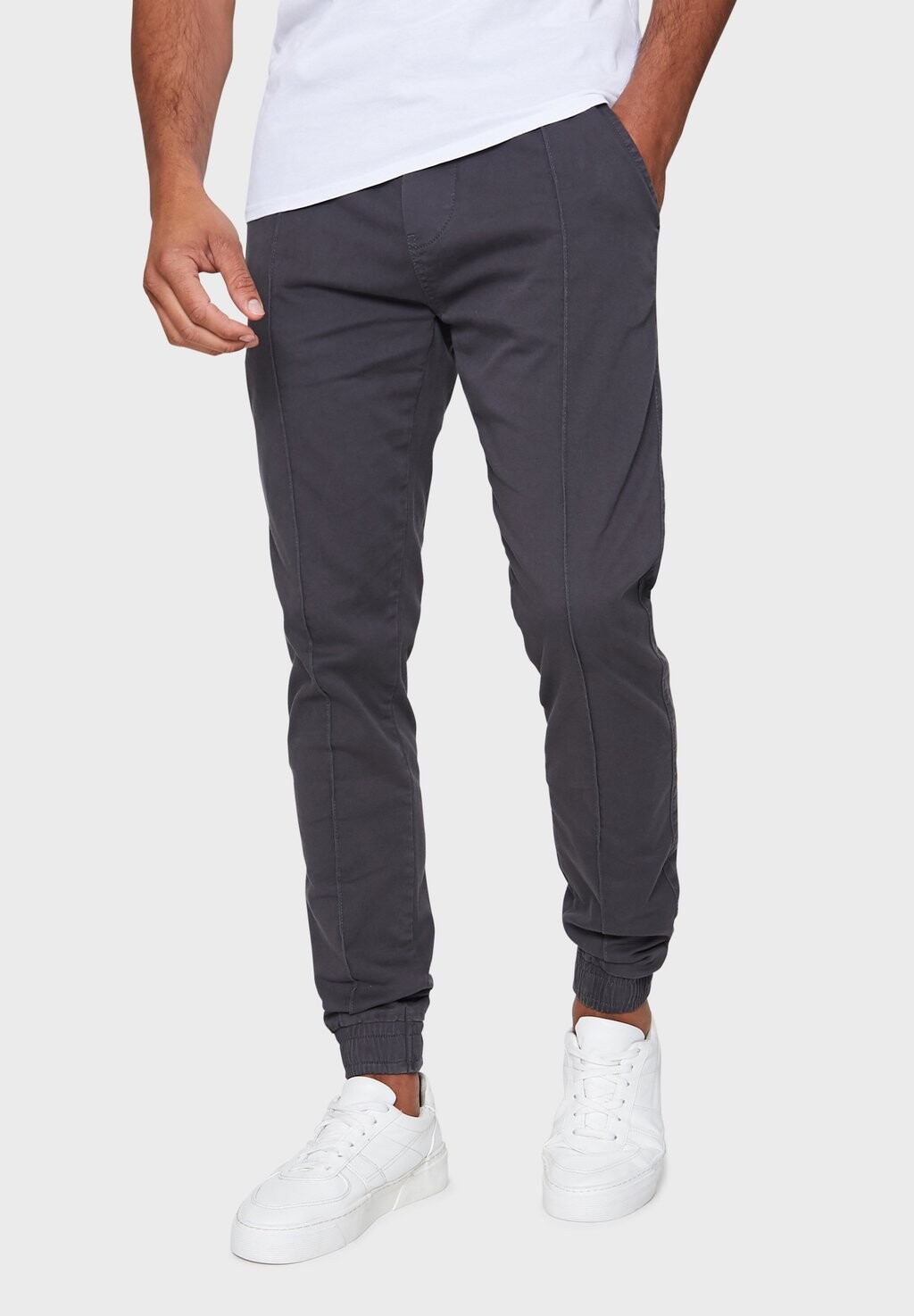 

Чиносы HOSE METRO Threadbare, цвет charcoal