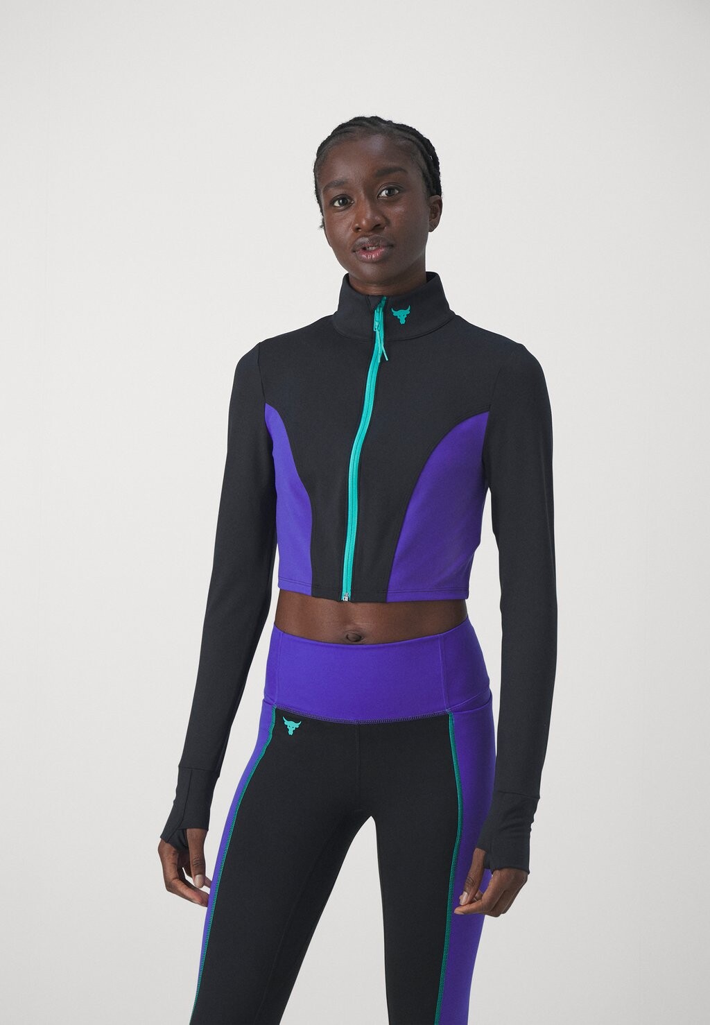 

Спортивная куртка Under Armour LETSGO CROP, цвет black/electric purple