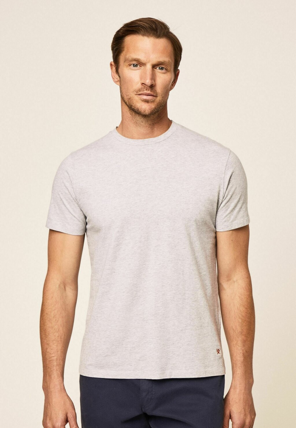 

Футболка базовая TAILORED Hackett London, цвет light grey marl