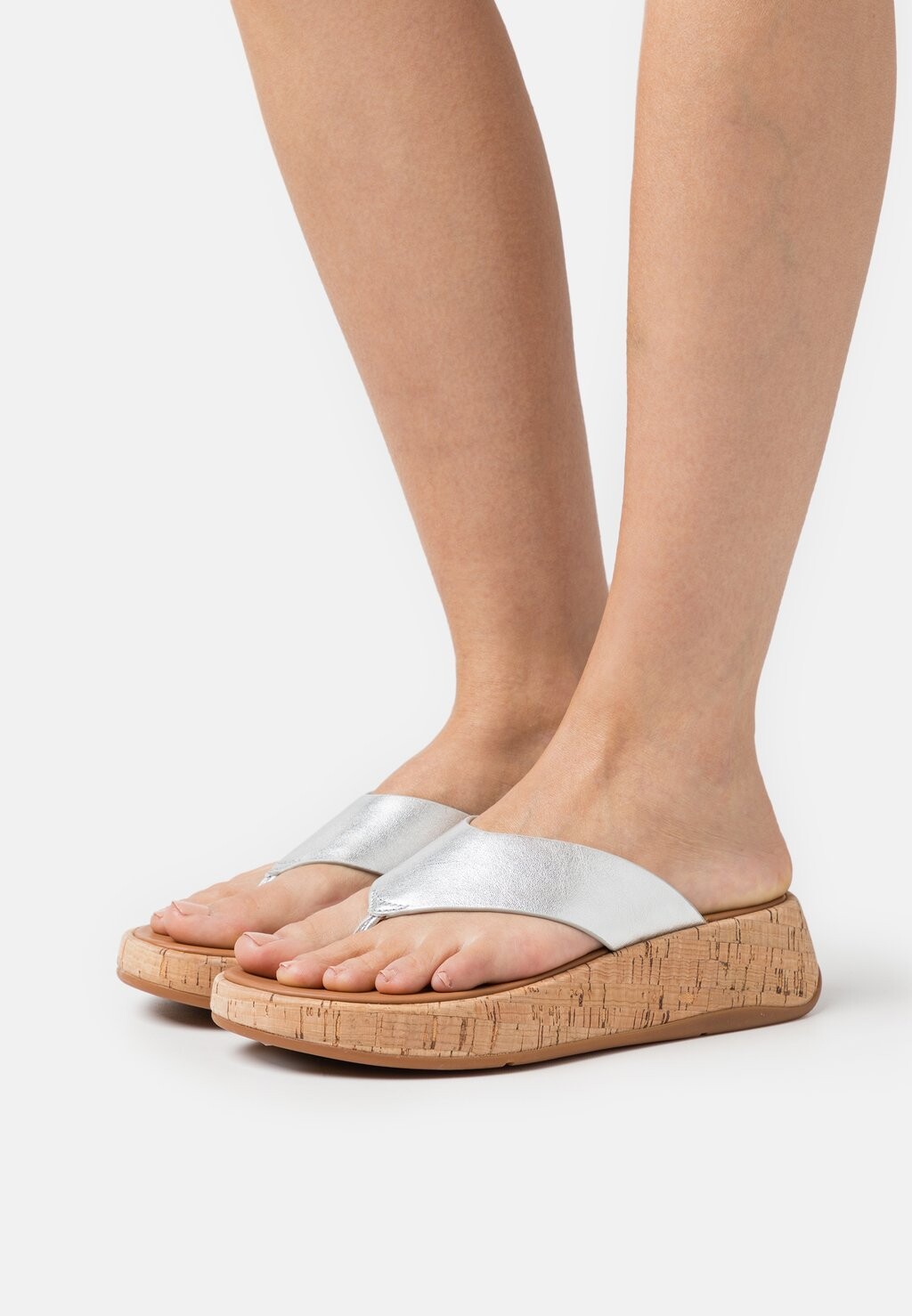 

Сандалии FitFlop