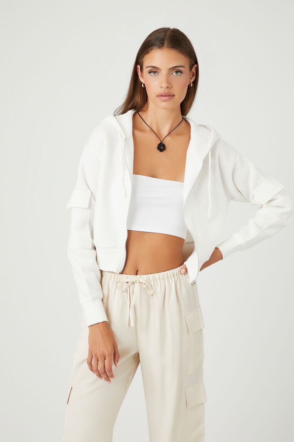 

Флисовая толстовка на молнии с карманом и клапаном Forever 21, белый