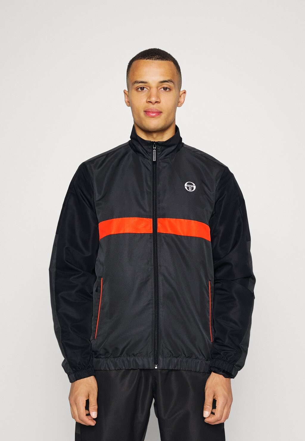 

Спортивный костюм Sergio Tacchini, черный