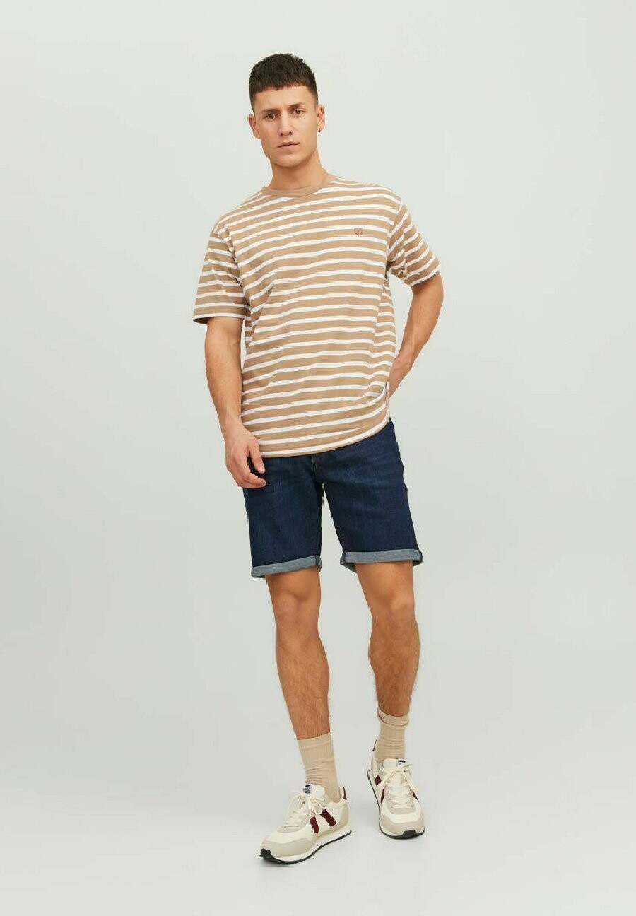 

Джинсовые шорты Jack & Jones