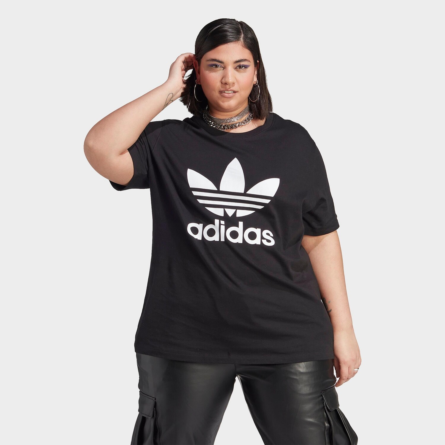 

Женская футболка adidas Originals adicolor Classics с трилистником (большие размеры), черный