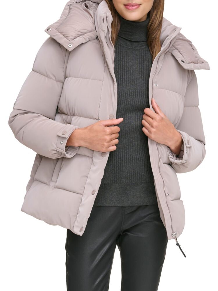 

Пуховик с капюшоном Dkny, цвет Thistle