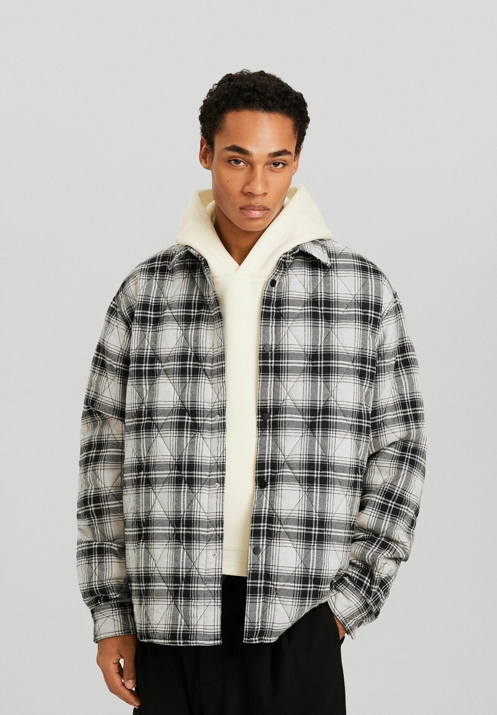 

Переходная куртка Bershka, черный