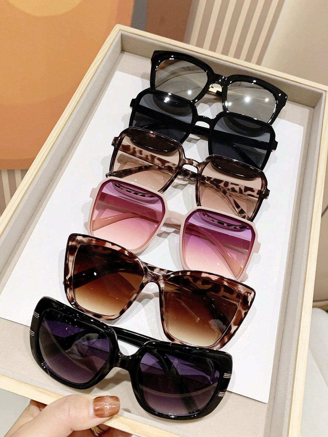 цена 6 шт./компл. женские квадратные пластиковые декоративные модные солнцезащитные очки