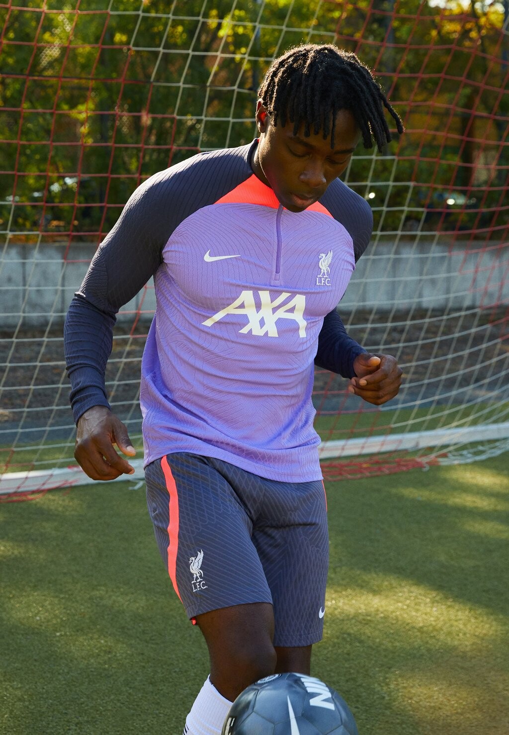 

Команда Liverpool Fc Strike Elite 3Rd Nike, цвет lila/grau/weiss